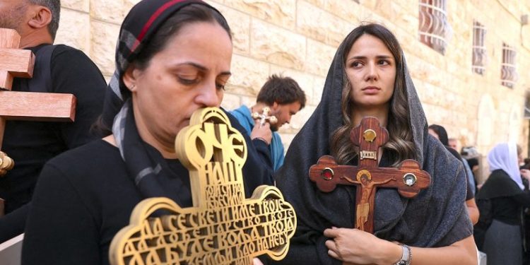 Dispute over Christian groups’ visas to Israel resolved after Huckabee threat