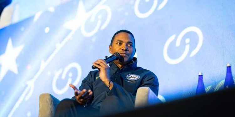 Democratic lawmaker ‘no longer on speaking terms’ with some family over Israel support