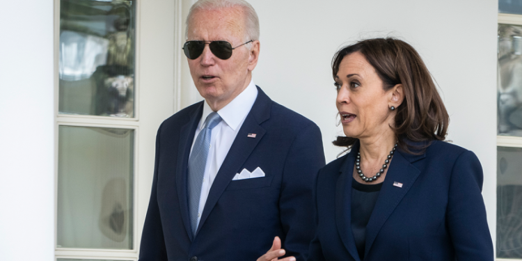 Harris literally threw ‘JOE BIDEN WON’ talking points on table after disastrous debate: ‘Are you kidding me?’
