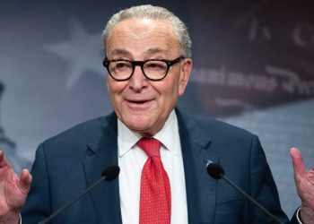 Senate Democrats cave, open path to reopening government