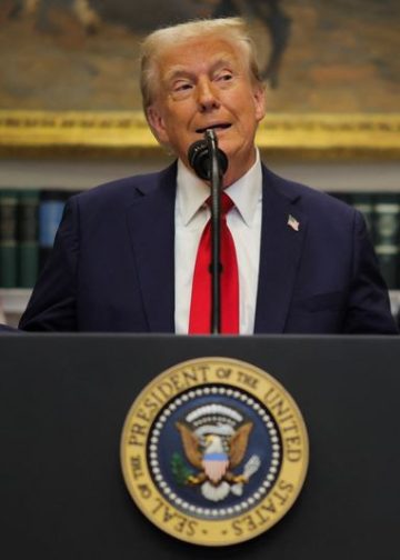 Trump’s Colombia tariffs on hold after Bogota agrees to accept migrants- AP